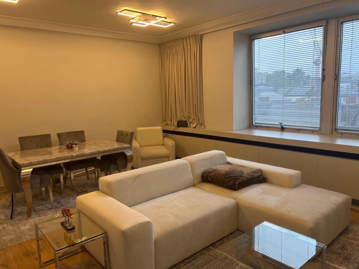 Appartamento 44 Baker Street Accurist House Londra